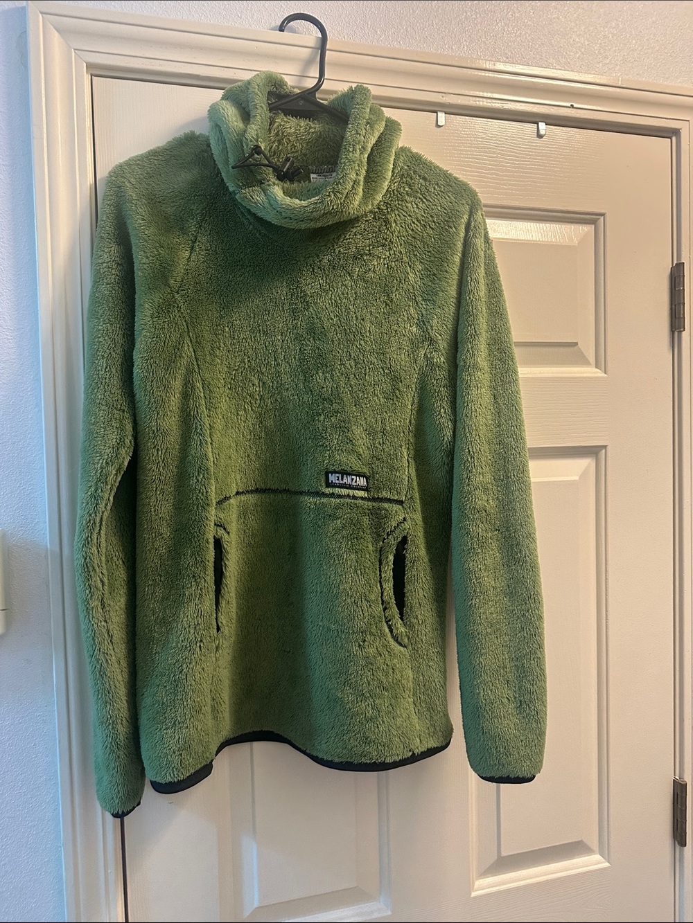 Melanzana Green Fleece Pullover